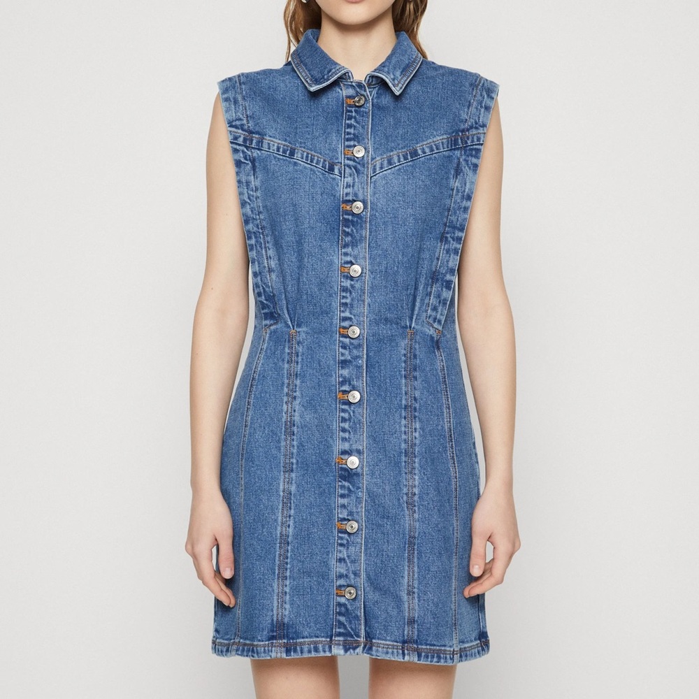 Abercrombie and Fitch Denim dress perfect for Summer!
